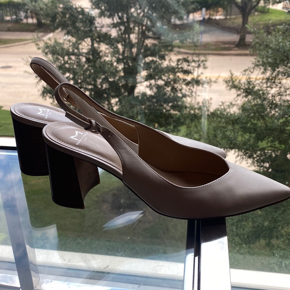 Marc Fisher pumps, sassy slingback, stacked heel.  Nearly white.